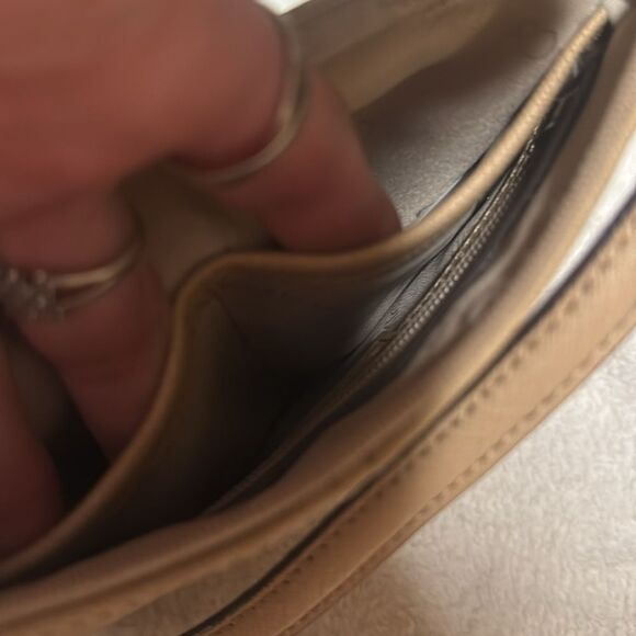 Authentic CALVIN KLEIN Purse!!! - Picture 7 of 8